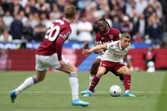 Trực tiếp West Ham 0-1 Arsenal: VAR cứu Arsenal thoát thua Trực tiếp West Ham 0-1 Arsenal: VAR cứu Arsenal thoát thua