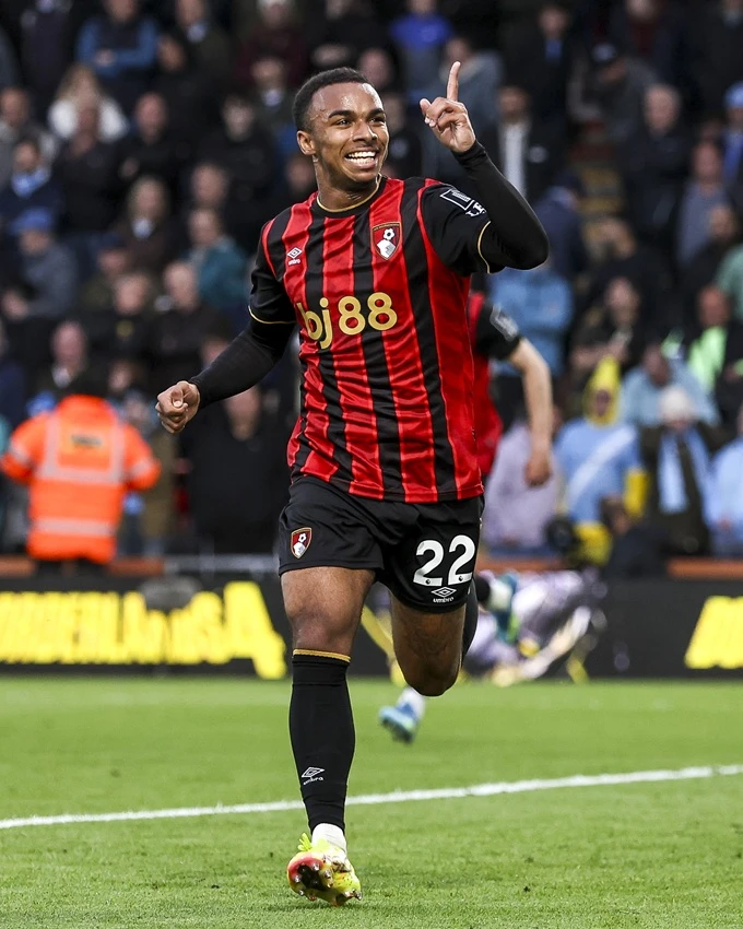 Từ chối chơi cùng Ronaldo và dập tắt hy vọng của Man City, Kroupi là ai? Từ chối chơi cùng Ronaldo và dập tắt hy vọng của Man City, Kroupi là ai?