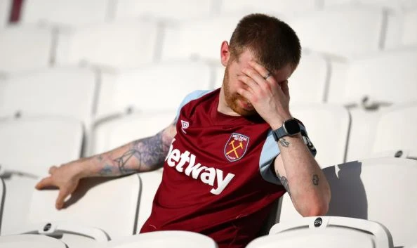 Từ đỉnh cao châu Âu đến hố sâu xuống hạng của West Ham