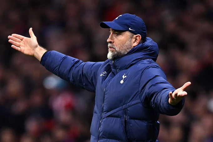 Tudor yêu cầu Tottenham phớt lờ ‘những lời bàn tán vớ vẩn’ Tudor yêu cầu Tottenham phớt lờ ‘những lời bàn tán vớ vẩn’
