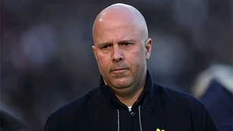 Tương lai của Arne Slot bị nghi ngờ sau trận hòa thất vọng của Liverpool