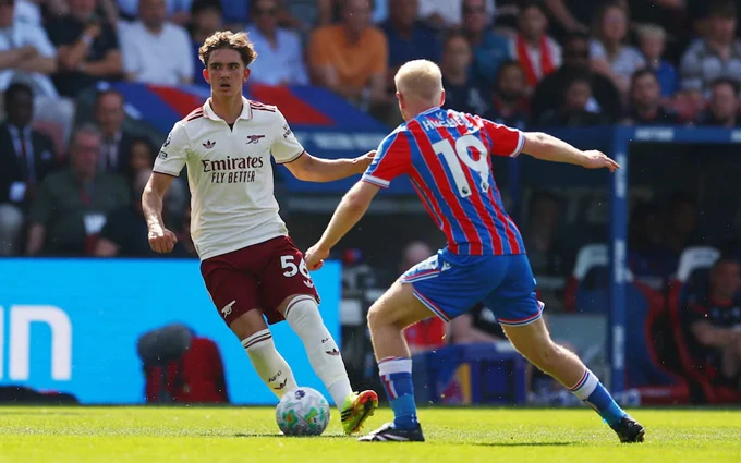 Tường thuật Crystal Palace 1-2 Arsenal: Tân vương Arsenal khép lại mùa giải với 85 điểm Tường thuật Crystal Palace 1-2 Arsenal: Tân vương Arsenal khép lại mùa giải với 85 điểm