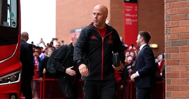 Tỷ lệ chiến thắng của Arne Slot xếp thứ 3 lịch sử Liverpool Tỷ lệ chiến thắng của Arne Slot xếp thứ 3 lịch sử Liverpool