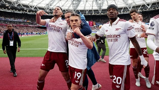 Tỷ lệ vô địch của Arsenal tăng vọt sau trận thắng West Ham Tỷ lệ vô địch của Arsenal tăng vọt sau trận thắng West Ham