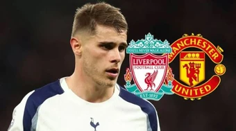 Van de Ven đòi lương gấp đôi nếu gia nhập MU hoặc Liverpool