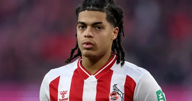 Vi phạm kỷ luật, "sao mai" Man City bị Koln gạch tên khỏi đội hình Vi phạm kỷ luật, "sao mai" Man City bị Koln gạch tên khỏi đội hình