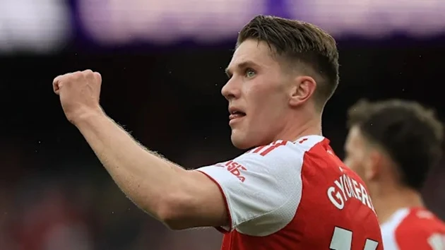 Viktor Gyokeres đưa Arsenal tiến sát ngôi vương Viktor Gyokeres đưa Arsenal tiến sát ngôi vương