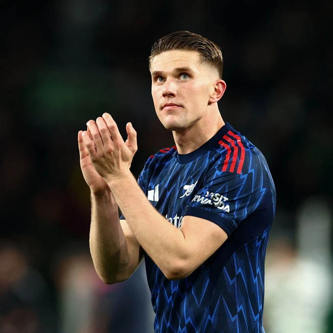 Viktor Gyokeres là cầu thủ Arsenal đầu tiên làm được điều này sau 10 năm Viktor Gyokeres là cầu thủ Arsenal đầu tiên làm được điều này sau 10 năm