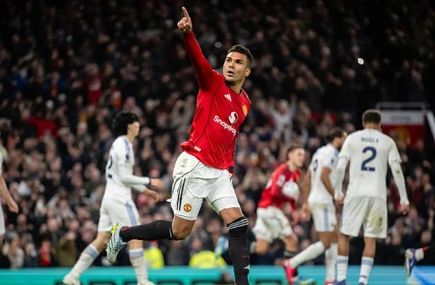 Vũ điệu sau cùng đầy mâu thuẫn của Casemiro tại Old Trafford