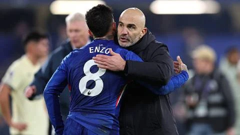 Vũ khí đặc biệt của Enzo Fernandez khiến Man City mê mẩn Vũ khí đặc biệt của Enzo Fernandez khiến Man City mê mẩn