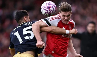 West Ham cần điểm tựa Mavropanos để chặn đứng Arsenal
