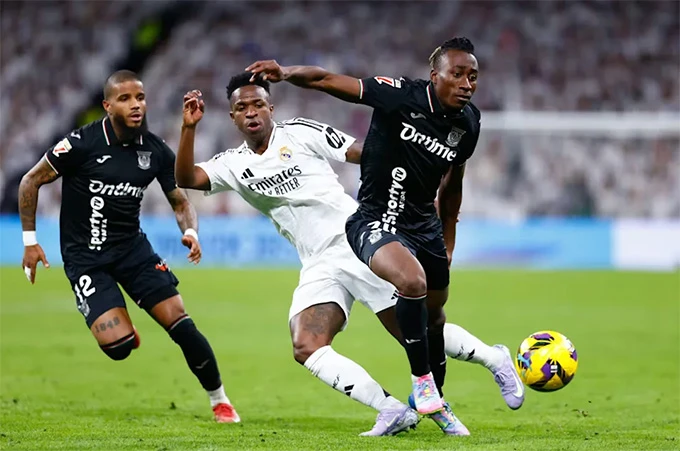 Yan Diomande, từ cậu bé nghèo ở Abidjan đến World Cup và giấc mơ thay thế Salah Yan Diomande, từ cậu bé nghèo ở Abidjan đến World Cup và giấc mơ thay thế Salah