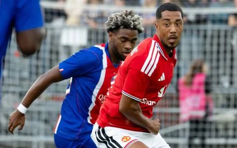 Youri Tielemans: 'Tôi nợ Aston Villa cả thế giới, nhưng MU vĩ đại hơn' Youri Tielemans: 'Tôi nợ Aston Villa cả thế giới, nhưng MU vĩ đại hơn'