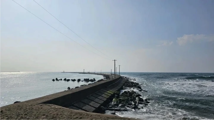 5 thực tập sinh Việt Nam bị sóng lớn cuốn xuống biển tại Nhật Bản 5 thực tập sinh Việt Nam bị sóng lớn cuốn xuống biển tại Nhật Bản