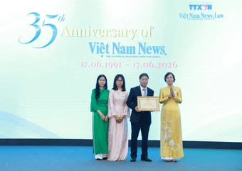 Báo Việt Nam News and Law kỷ niệm 35 năm ngày phát hành số báo đầu tiên