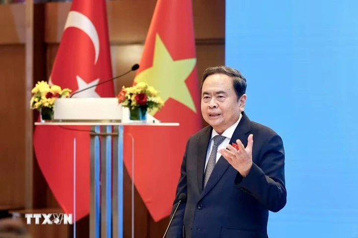 Chủ tịch Quốc hội Trần Thanh Mẫn gặp gỡ cộng đồng người Việt tại Thổ Nhĩ Kỳ