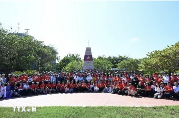 Cộng đồng người Việt Nam ở nước ngoài là nguồn lực chiến lược quan trọng Cộng đồng người Việt Nam ở nước ngoài là nguồn lực chiến lược quan trọng