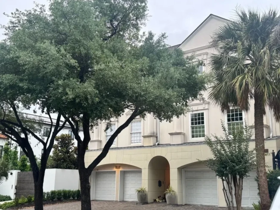 Dân Houston sốc với vụ gia đình chủ nhà hàng gốc Việt tử vong Dân Houston sốc với vụ gia đình chủ nhà hàng gốc Việt tử vong
