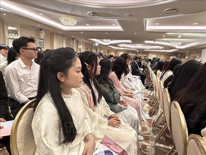 Dấu ấn của du học sinh Việt Nam tại Lễ chúc mừng tốt nghiệp Hội học bổng báo Asahi 2026 Dấu ấn của du học sinh Việt Nam tại Lễ chúc mừng tốt nghiệp Hội học bổng báo Asahi 2026
