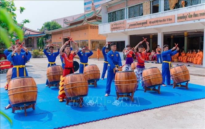Kết nối cội nguồn trong cộng đồng người Việt Nam tại Thái Lan Kết nối cội nguồn trong cộng đồng người Việt Nam tại Thái Lan