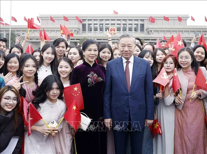 Kiều bào, lưu học sinh tại Trung Quốc xúc động, tin tưởng sau cuộc gặp Tổng Bí thư, Chủ tịch nước Tô Lâm Kiều bào, lưu học sinh tại Trung Quốc xúc động, tin tưởng sau cuộc gặp Tổng Bí thư, Chủ tịch nước Tô Lâm