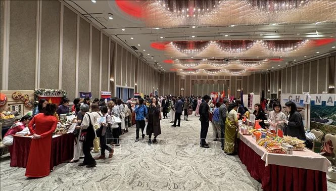 Lan tỏa các sản phẩm truyền thống Việt Nam tại Hội chợ từ thiện ở Nhật Bản Lan tỏa các sản phẩm truyền thống Việt Nam tại Hội chợ từ thiện ở Nhật Bản