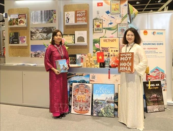 Lan tỏa giá trị di sản văn hóa Việt tại Hội chợ sách Hong Kong (Trung Quốc)