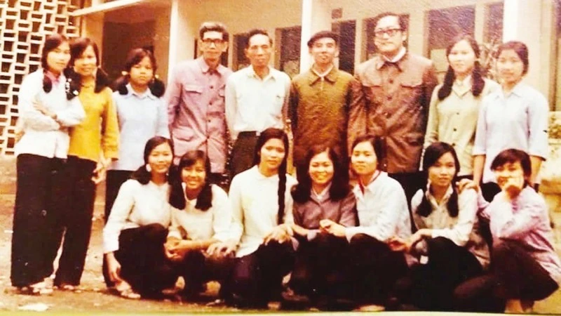 Một đời đi cùng tiếng Nhật Một đời đi cùng tiếng Nhật