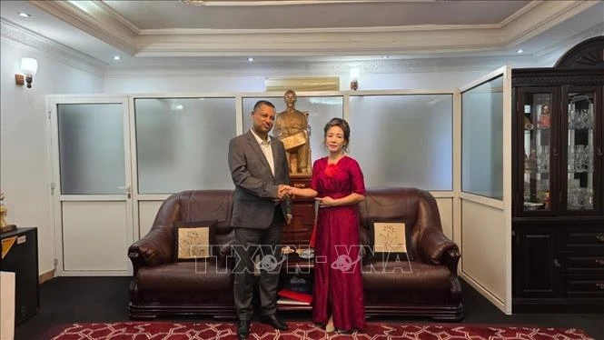 Nhiều hoạt động kỷ niệm ngày sinh nhật Bác tại một số quốc gia trên thế giới Nhiều hoạt động kỷ niệm ngày sinh nhật Bác tại một số quốc gia trên thế giới