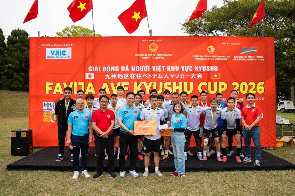 Sôi động giải bóng đá người Việt tại Nhật Bản hướng về Trường Sa Sôi động giải bóng đá người Việt tại Nhật Bản hướng về Trường Sa