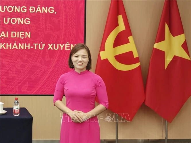 Tiếp thêm động lực và niềm tin cho cộng đồng người Việt Nam ở nước ngoài Tiếp thêm động lực và niềm tin cho cộng đồng người Việt Nam ở nước ngoài