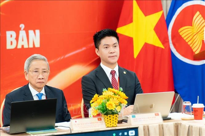 Tôn vinh Tiếng Việt: Kiều bào Nhật Bản 'hiến kế' giữ gìn tiếng mẹ đẻ cho thế hệ trẻ Tôn vinh Tiếng Việt: Kiều bào Nhật Bản 'hiến kế' giữ gìn tiếng mẹ đẻ cho thế hệ trẻ