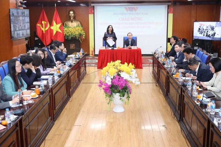 TinVina và các cơ quan đại diện Việt Nam ở nước ngoài tăng cường hợp tác thời kỳ mới TinVina và các cơ quan đại diện Việt Nam ở nước ngoài tăng cường hợp tác thời kỳ mới