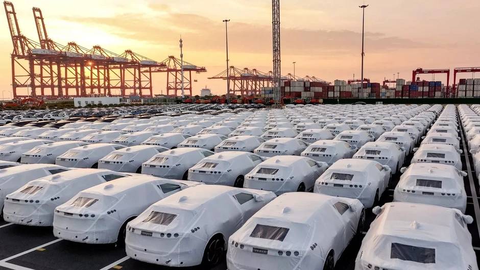 Các quốc gia làm gì với giao thông khi giá xăng tăng?