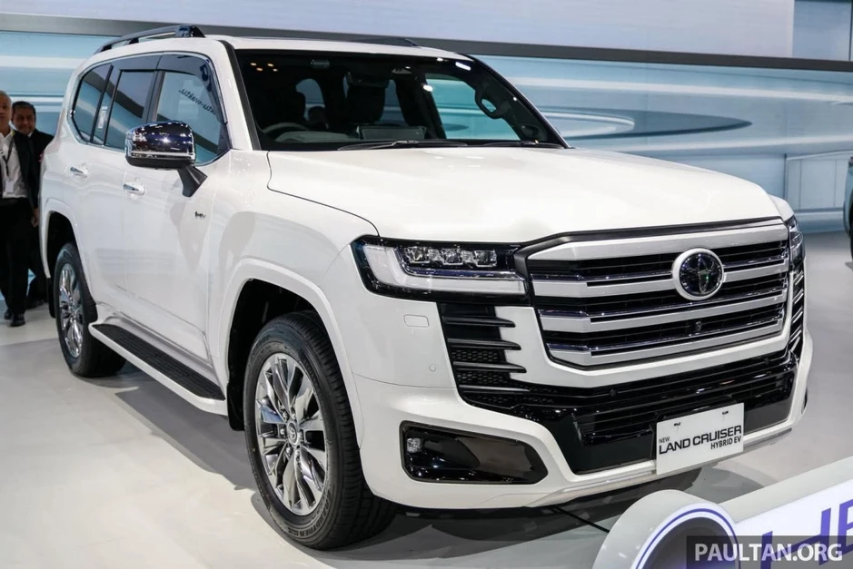 Cận cảnh Toyota Land Cruiser Hybrid 2026 ra mắt Đông Nam Á