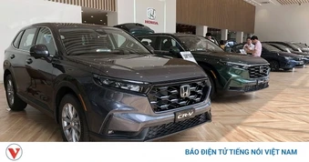 Doanh số ngành ô tô tại Việt Nam giảm mạnh trong tháng 2/2026