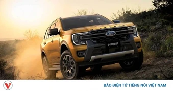 Ford Everest sắp được bổ sung động cơ xăng tại Việt Nam?