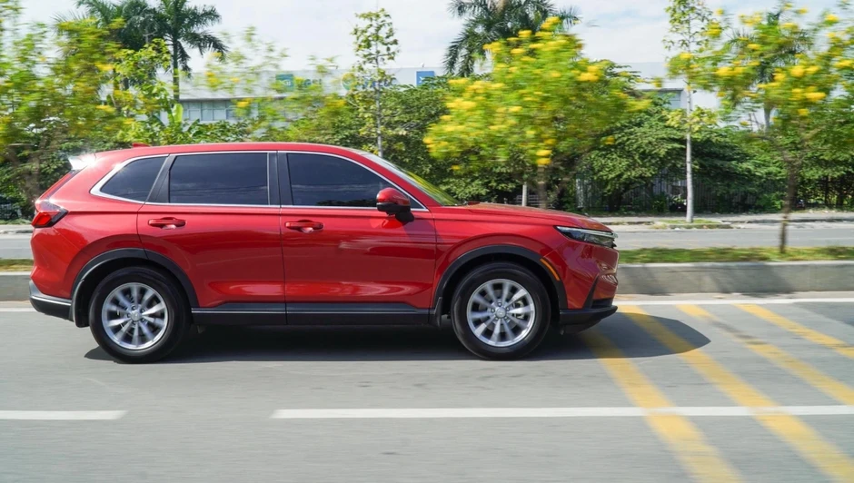 Honda CR-V 2026 bổ sung trang bị cho bản máy xăng, giá từ 1,039 tỷ đồng