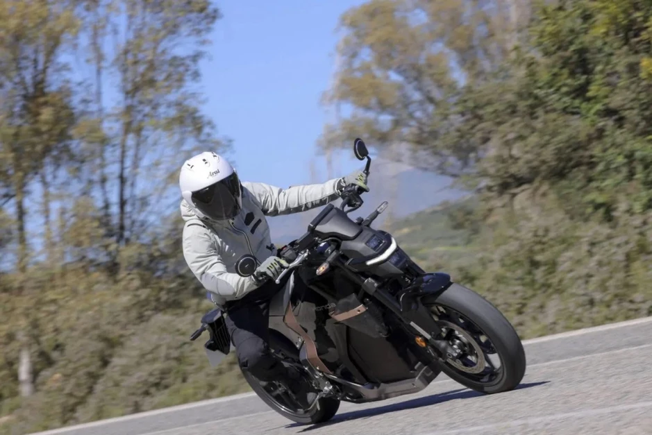Honda WN7 lên kệ - siêu phẩm mô tô điện "đẹp lạ" có giá rẻ hơn Harley Honda WN7 lên kệ - siêu phẩm mô tô điện "đẹp lạ" có giá rẻ hơn Harley