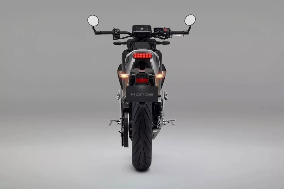 Honda WN7 lên kệ - siêu phẩm mô tô điện "đẹp lạ" có giá rẻ hơn Harley Honda WN7 lên kệ - siêu phẩm mô tô điện "đẹp lạ" có giá rẻ hơn Harley