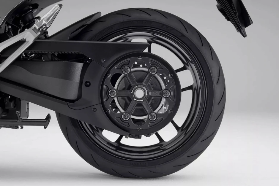 Honda WN7 lên kệ - siêu phẩm mô tô điện "đẹp lạ" có giá rẻ hơn Harley Honda WN7 lên kệ - siêu phẩm mô tô điện "đẹp lạ" có giá rẻ hơn Harley