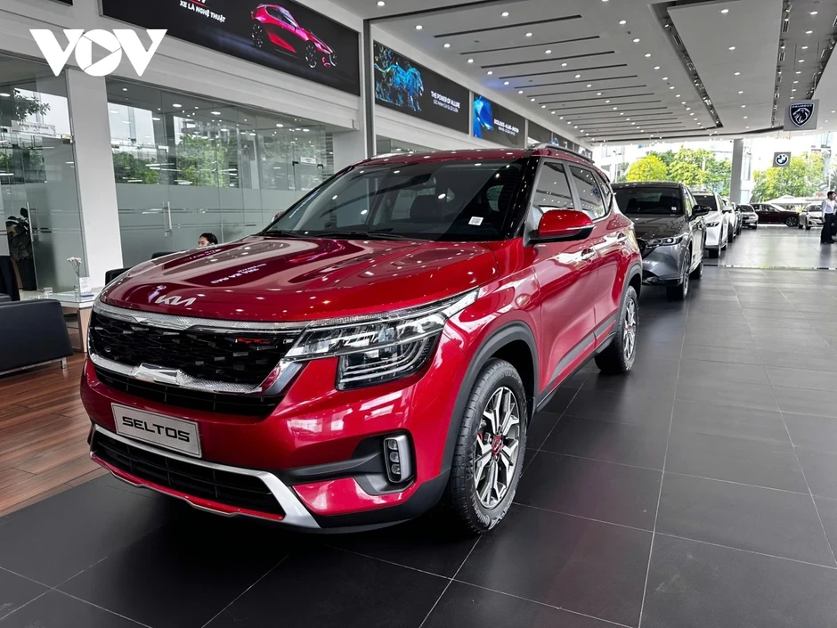 Kia giảm giá mạnh dải sản phẩm, đón sóng cho "cuộc chiến" doanh số 2026