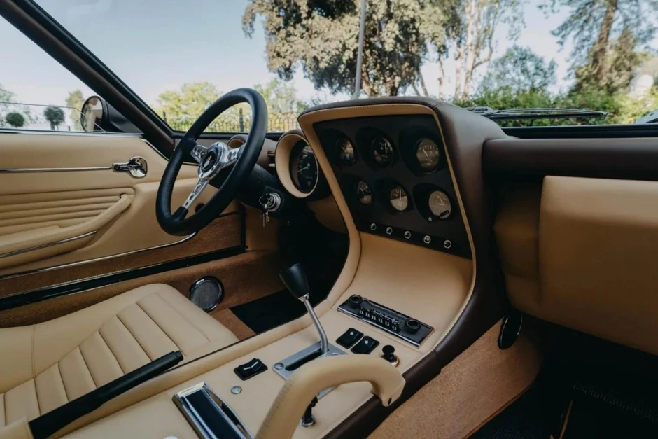Lamborghini Miura SV phục chế trong 3 năm, tái hiện màu sơn nguyên bản độc đáo Lamborghini Miura SV phục chế trong 3 năm, tái hiện màu sơn nguyên bản độc đáo