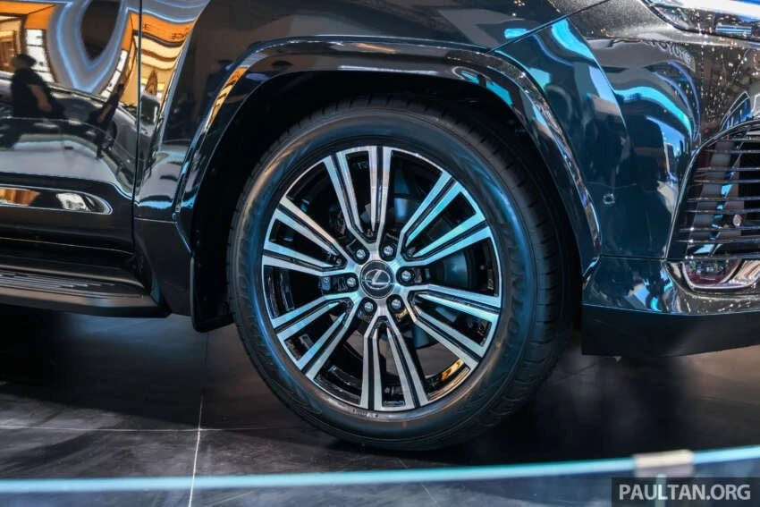 Lexus LX 2026 lộ diện, tiếp tục là “Land Cruiser hạng sang”
