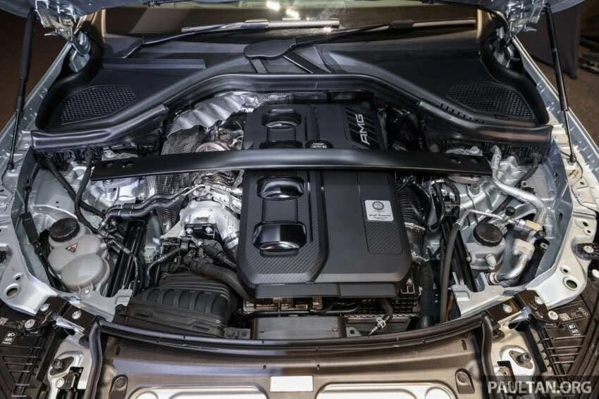 Lộ diện Mercedes-AMG GLC43 4Matic Coupé Nightfall Edition