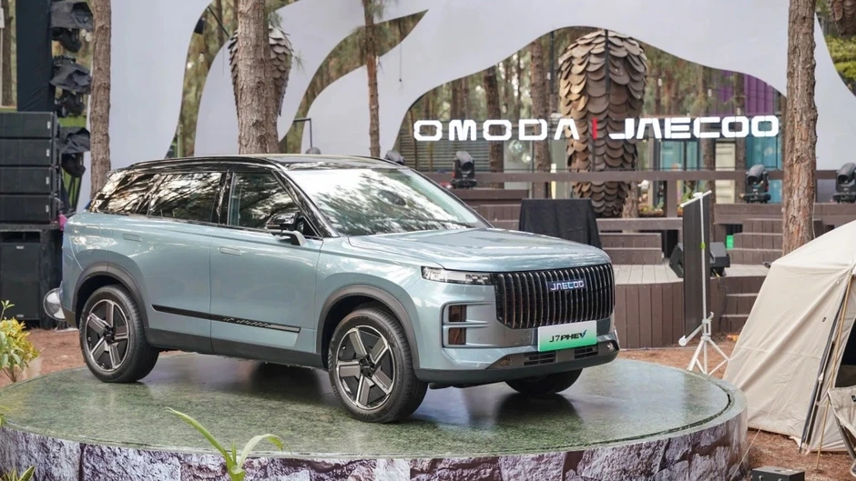 Loạt ô tô Hybrid "ăn xăng như ngửi" tại Việt Nam: Có chiếc chưa tới 1 lít/100km Loạt ô tô Hybrid "ăn xăng như ngửi" tại Việt Nam: Có chiếc chưa tới 1 lít/100km