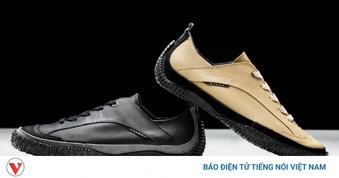 Mazda bán giày sneaker lấy cảm hứng từ nội thất ô tô, giá hơn 4 triệu đồng