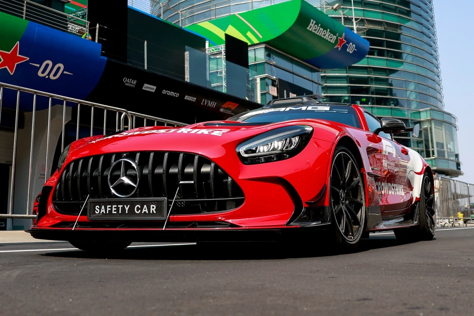 Mercedes-AMG GT Black Series tiếp tục làm xe an toàn tại giải đua F1 Mercedes-AMG GT Black Series tiếp tục làm xe an toàn tại giải đua F1