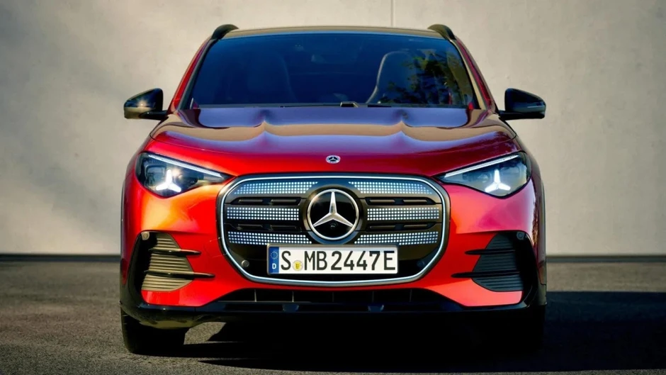 Mercedes-Benz GLA 2028 chính thức trình làng, lần đầu có cả Hybrid và thuần điện Mercedes-Benz GLA 2028 chính thức trình làng, lần đầu có cả Hybrid và thuần điện