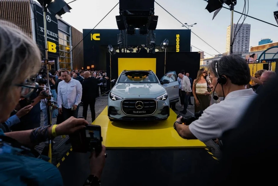 Mercedes-Benz GLA 2028 chính thức trình làng, lần đầu có cả Hybrid và thuần điện Mercedes-Benz GLA 2028 chính thức trình làng, lần đầu có cả Hybrid và thuần điện